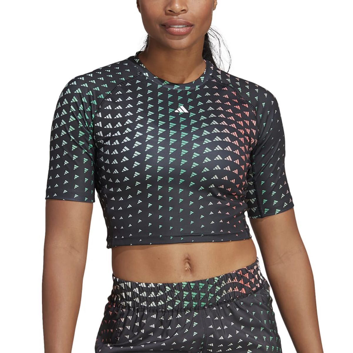 adidas-brand-love-performance-women-s-tee-hr7785